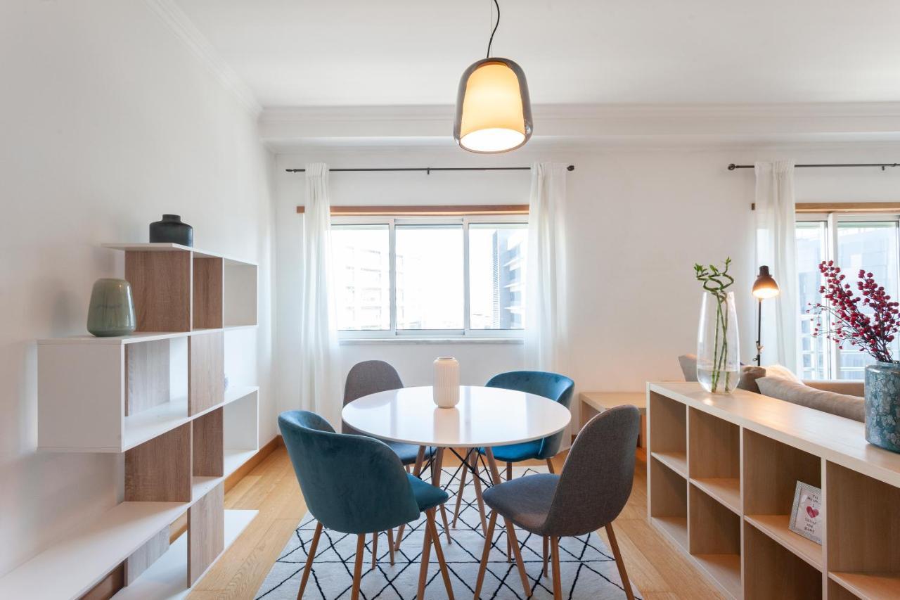 Central Orient Residence - Modern, Spacious And Sunny! By The River! ลิสบอน ภายนอก รูปภาพ